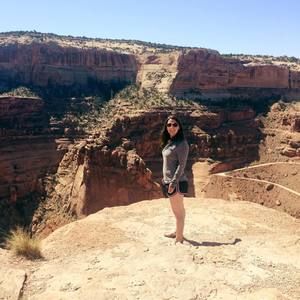 Meet your Posher, Cori